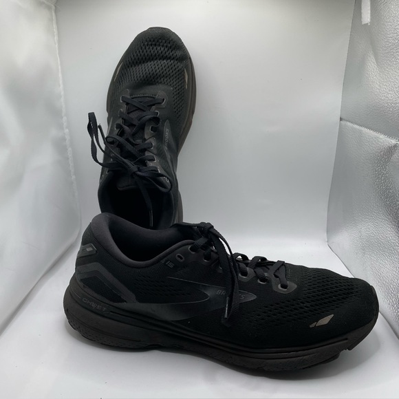 Brooks Ghost 15 Athletic Shoes Men’s Size 11.5 Black (D) Lace Up Running Gym